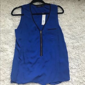 Sleeveless top